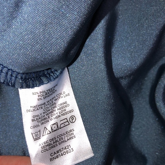 Loft crushed velvet blue top size large - Picture 6 of 6